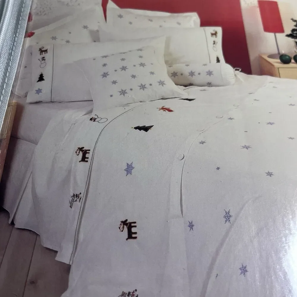 Vintage Aussino Pillowcases Christmas Embroidered Standard Set-2 Cotton New NOS